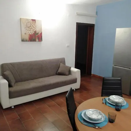 Apt Primo Piano In Serra Quartu Sant'Elena